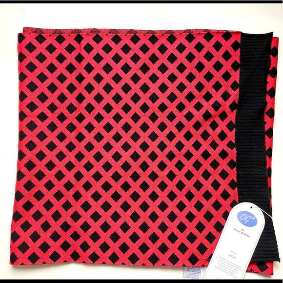 Beautiful Authentic Diane Gilman Stylish DG2 Scarf. Large - Picture 12 of 12